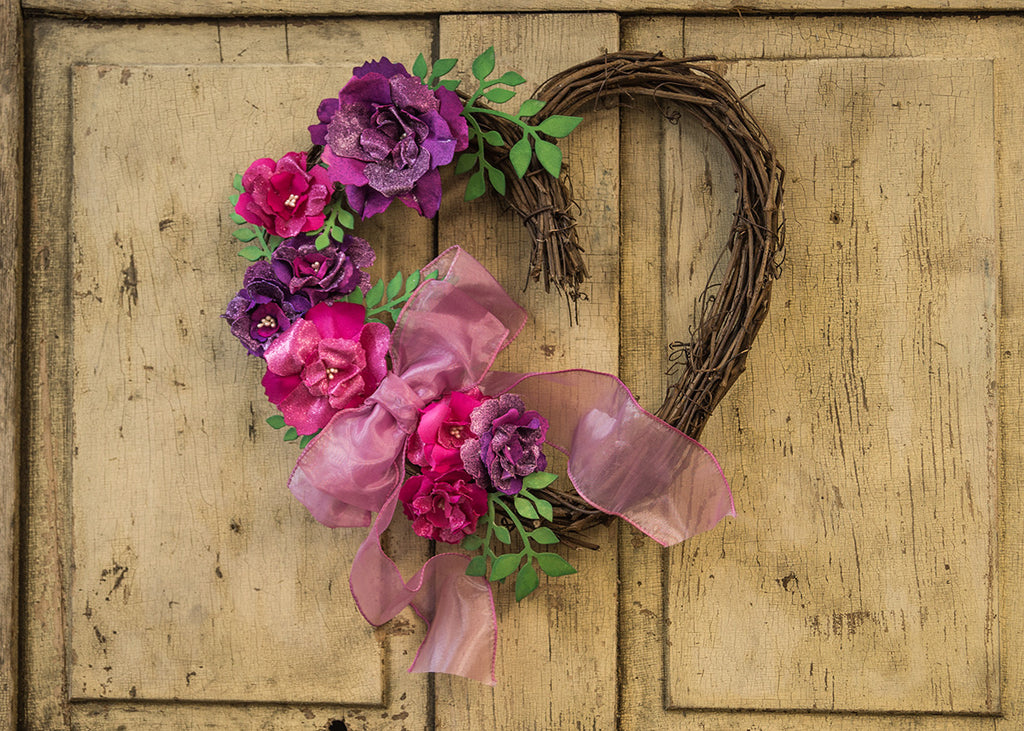 Sticky-Back Canvas Mother’s Day Wreath by Patti Behan