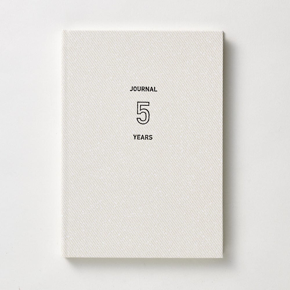Daigo Date Free Easy 5 Year Journal B6 - White Surfaces Daigo 